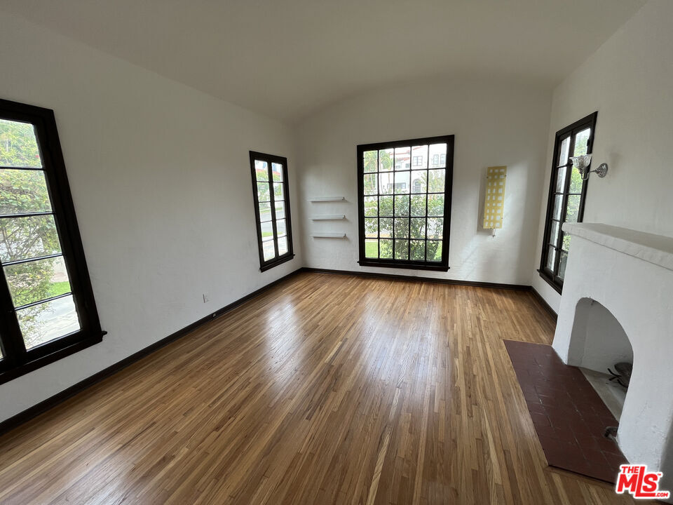 Property Photo: 2335 Prosser Ave CA 90064