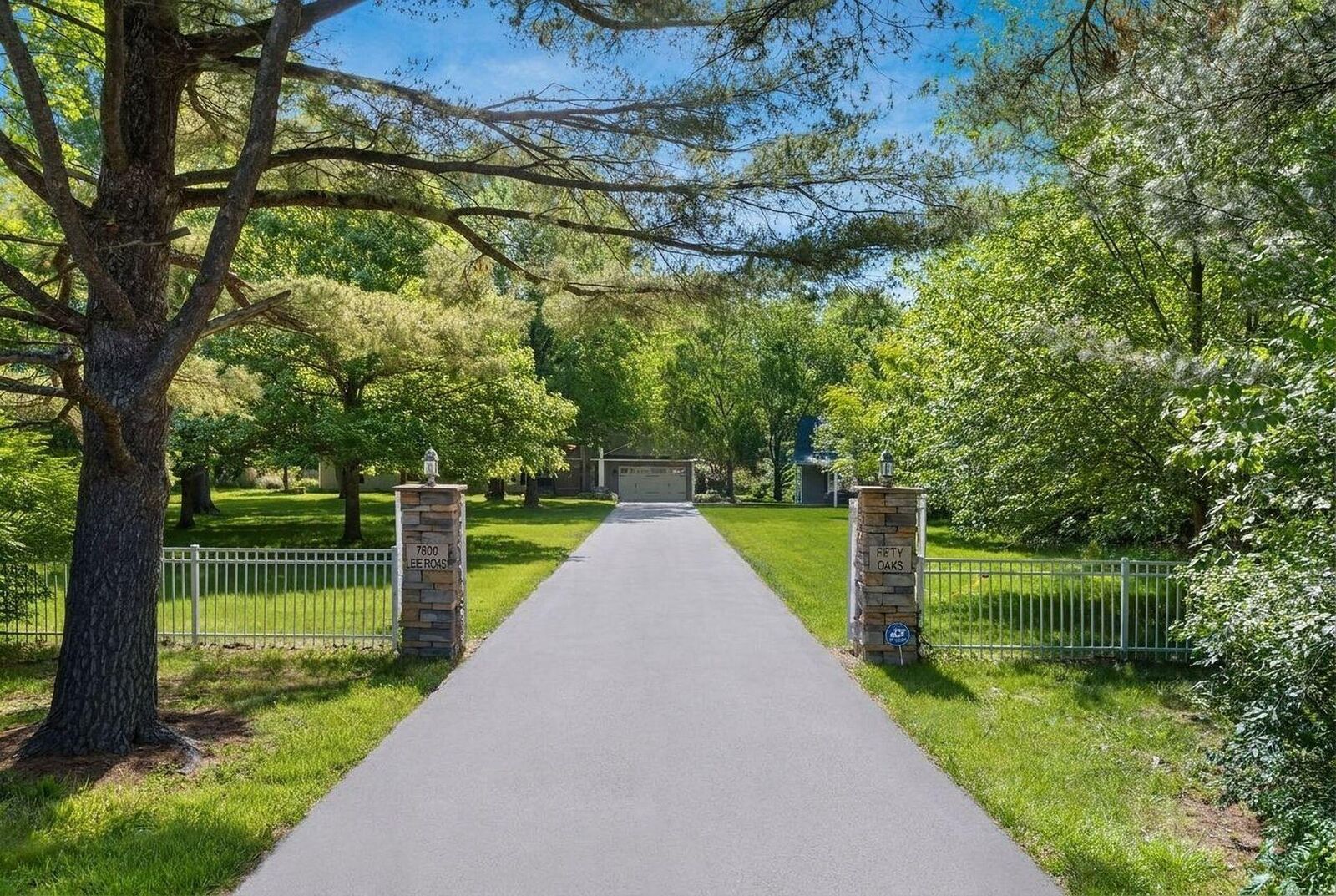 Property Photo:  7600 Lee Road  OH 43081 