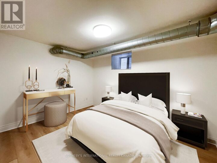 Property Photo:  81 Brunswick Avenue  ON M5S 2L8 