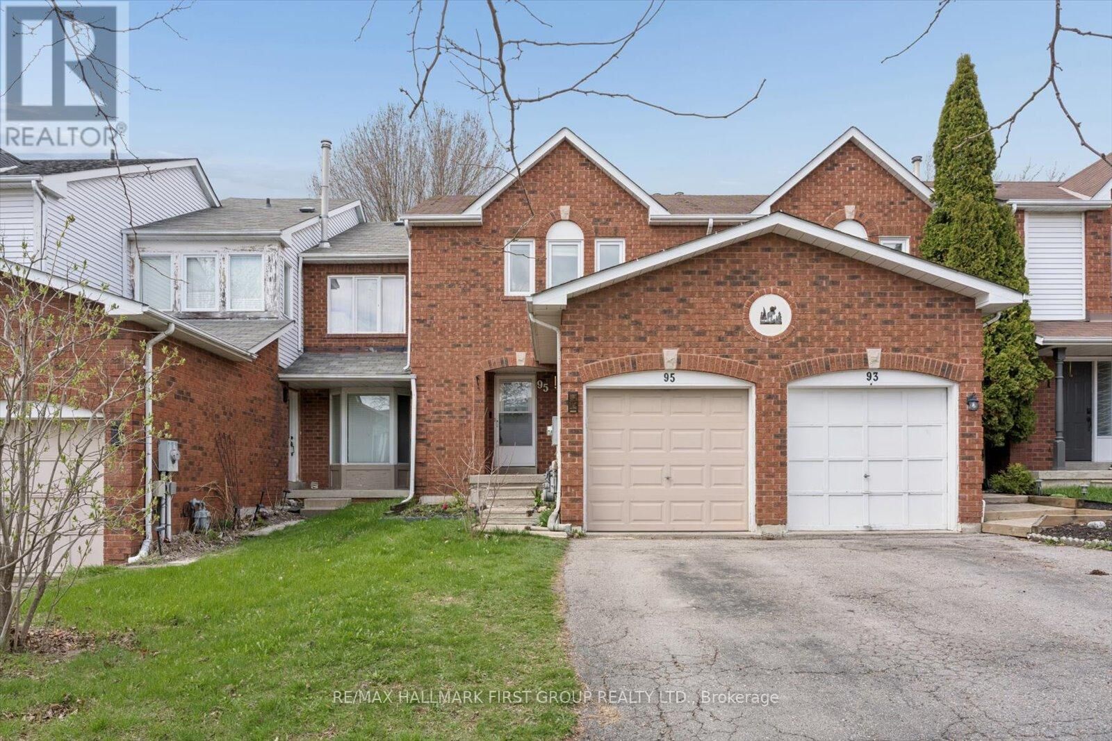 Property Photo: 95 Vail Meadows Crescent ON L1C 4T3