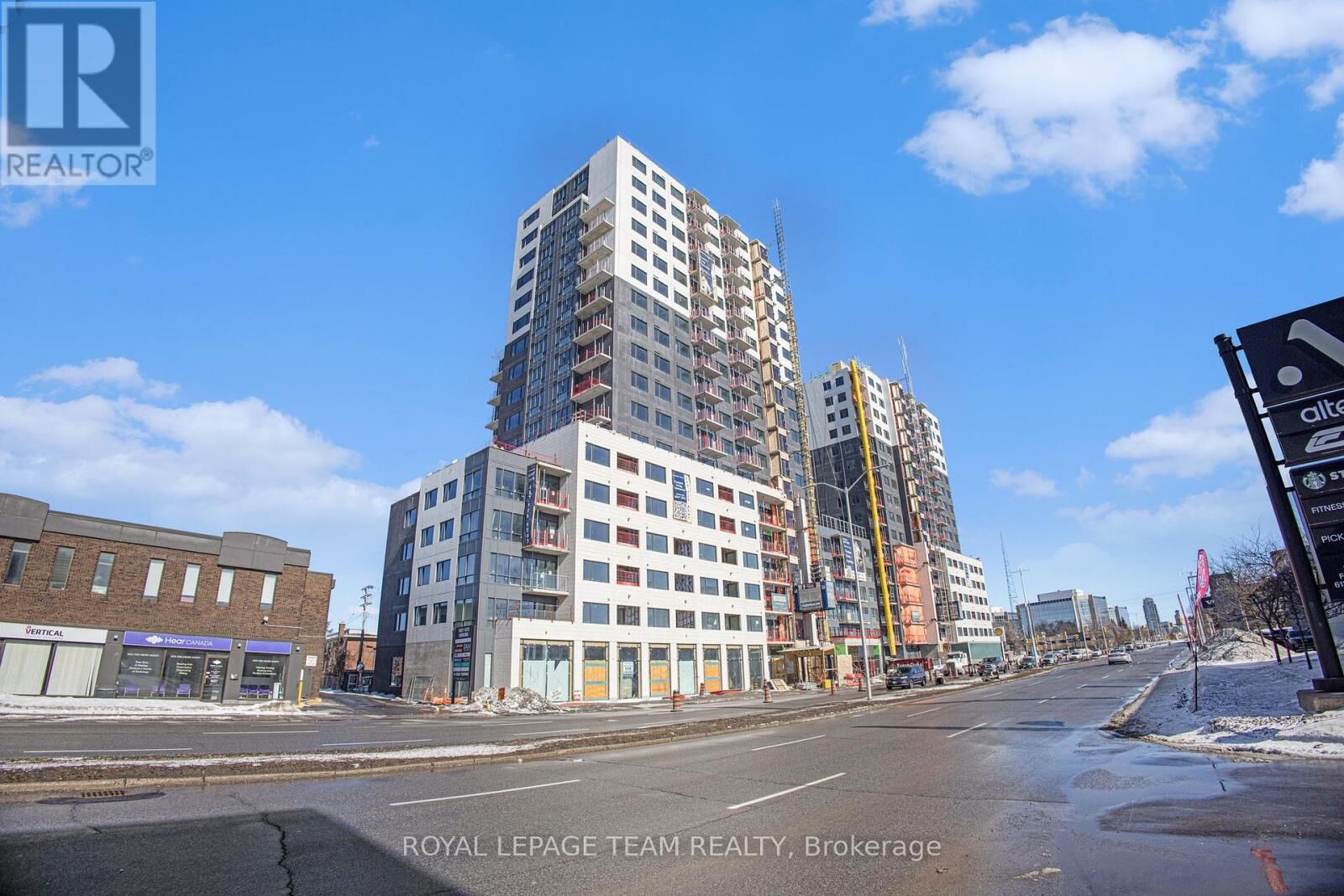 Property Photo: 1655 Carling Avenue B1610 ON K2A 4H9
