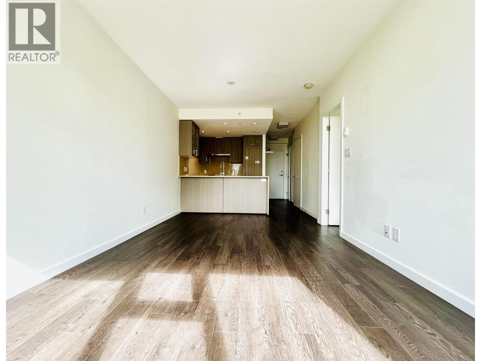 Property Photo:  5598 Ormidale Street 605  BC V5R 0E5 