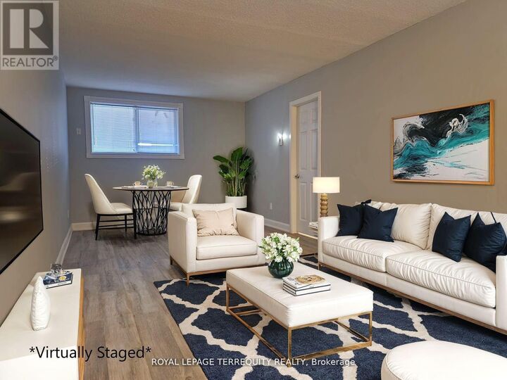 Property Photo:  207 Trent Street East 2  ON L1N 1L7 
