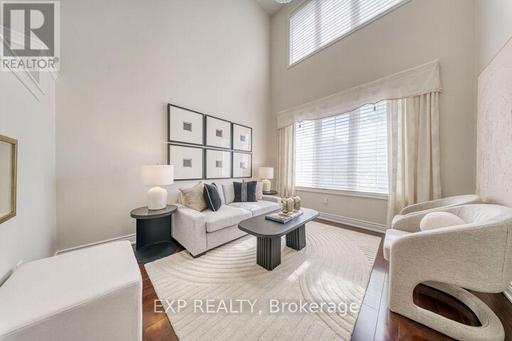 Property Photo:  42 Grand Oak Drive  ON L4E 3Z9 