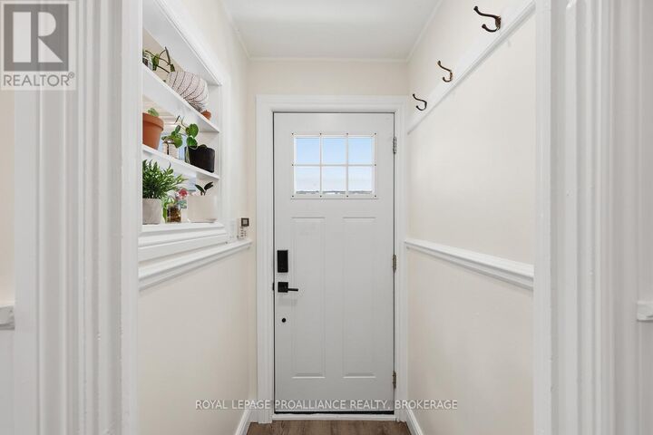 Property Photo:  98 Carleton Street  ON K7K 4G1 