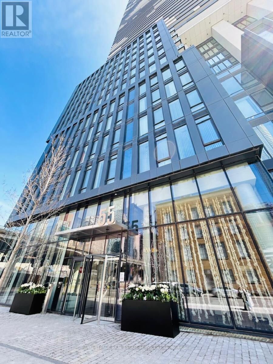 Property Photo:  55 Cooper Street 2907  ON M5E 0G1 