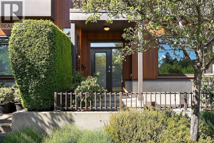 Property Photo: 1696 Pear Street 2 BC V8P 2A6