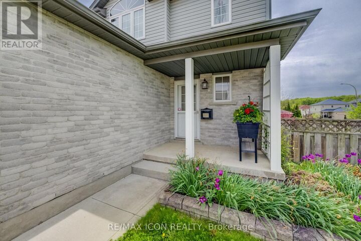 Property Photo: 124 Prosperity Drive ON N2E 4E8