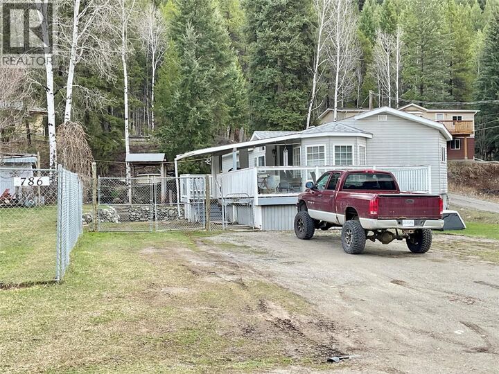 Property Photo:  786 Strathmore Avenue  BC V0H 1J0 