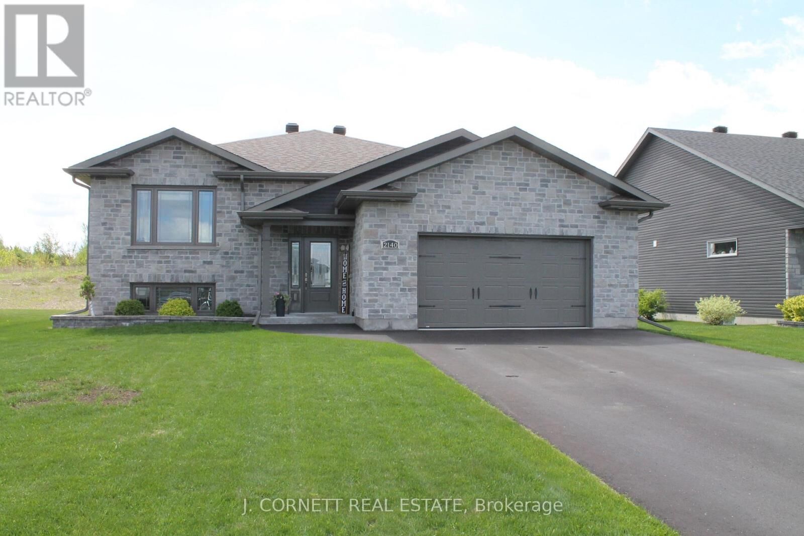 Property Photo:  2140 Burke Avenue East  ON K6H 5B4 