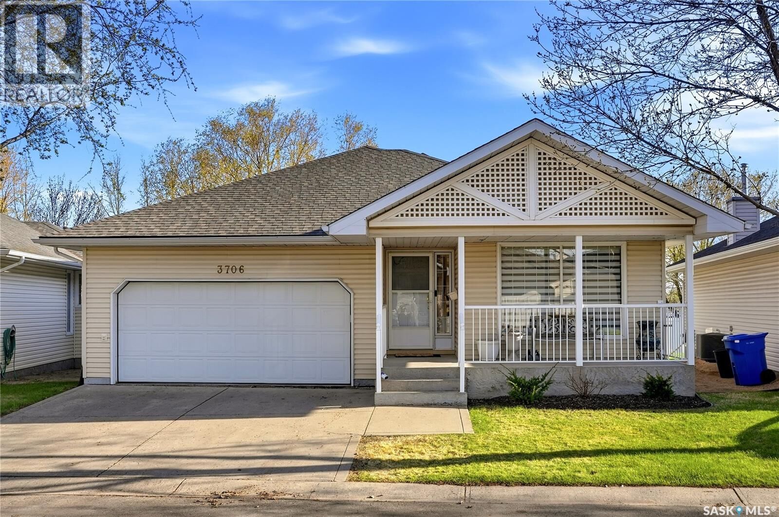 Property Photo: 3706 Queens Gate SK S4S 7J1