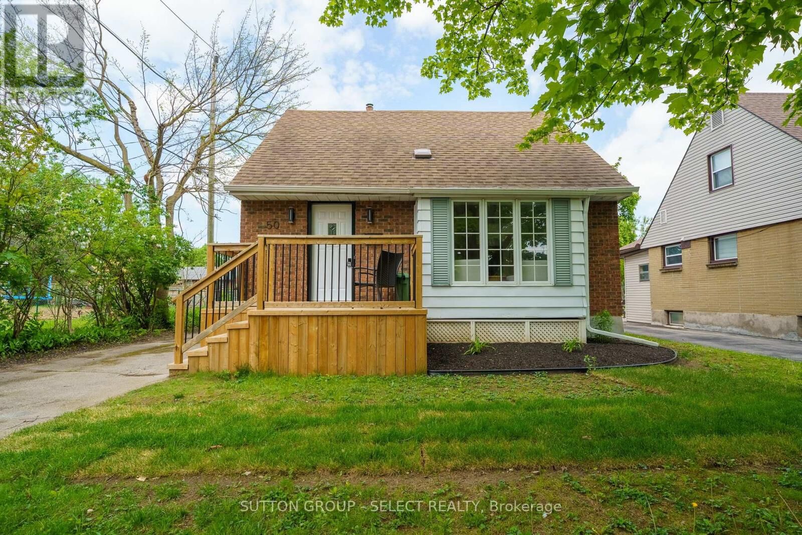 Property Photo: 50 Glass Avenue ON N5W 1Z7