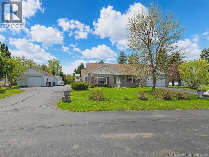 Property Photo: 11 Rue Des Cedres NB E8K 3T8