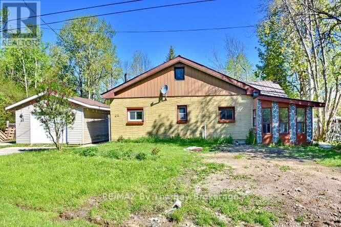 Property Photo:  21 Braeside Street  ON L9Y 0X2 