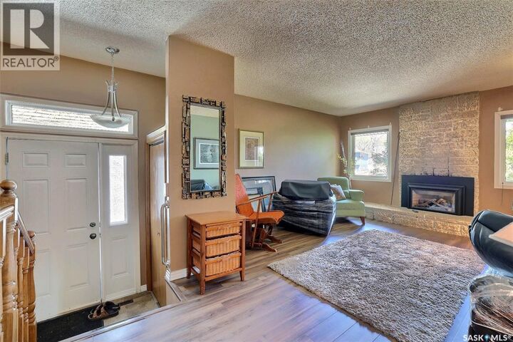 Property Photo:  97 Compton Road  SK S4S 2Y4 