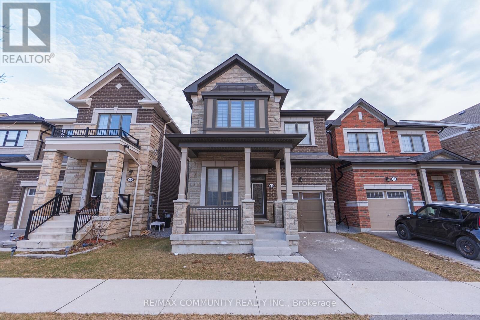 Property Photo:  51 Cisco Drive  ON L1P 0M2 