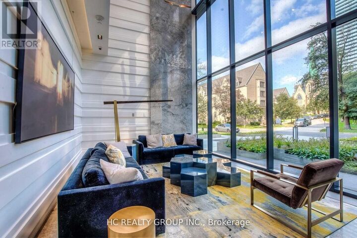 Property Photo:  57 St Joseph Street 2105  ON M5S 0C5 