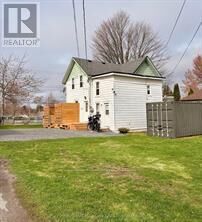 Property Photo: 151 Adelaide Street ON K7G 2B7