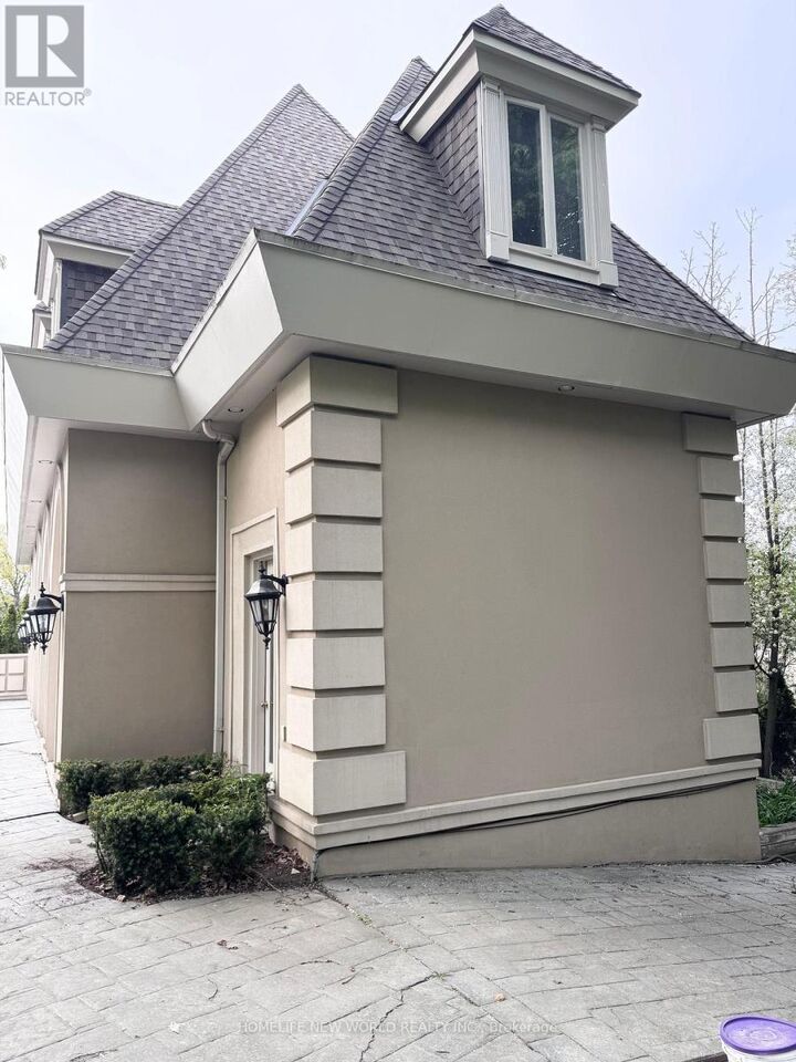 Property Photo: 52C Post Road ON M3B 1H8