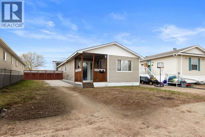 Property Photo:  216 Grenfell Crescent  AB T9H 2M6 