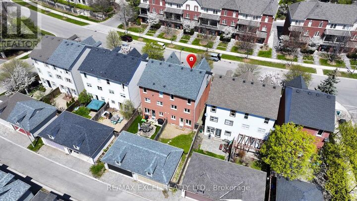 Property Photo: 98 Georgian Drive ON L6H 6V1