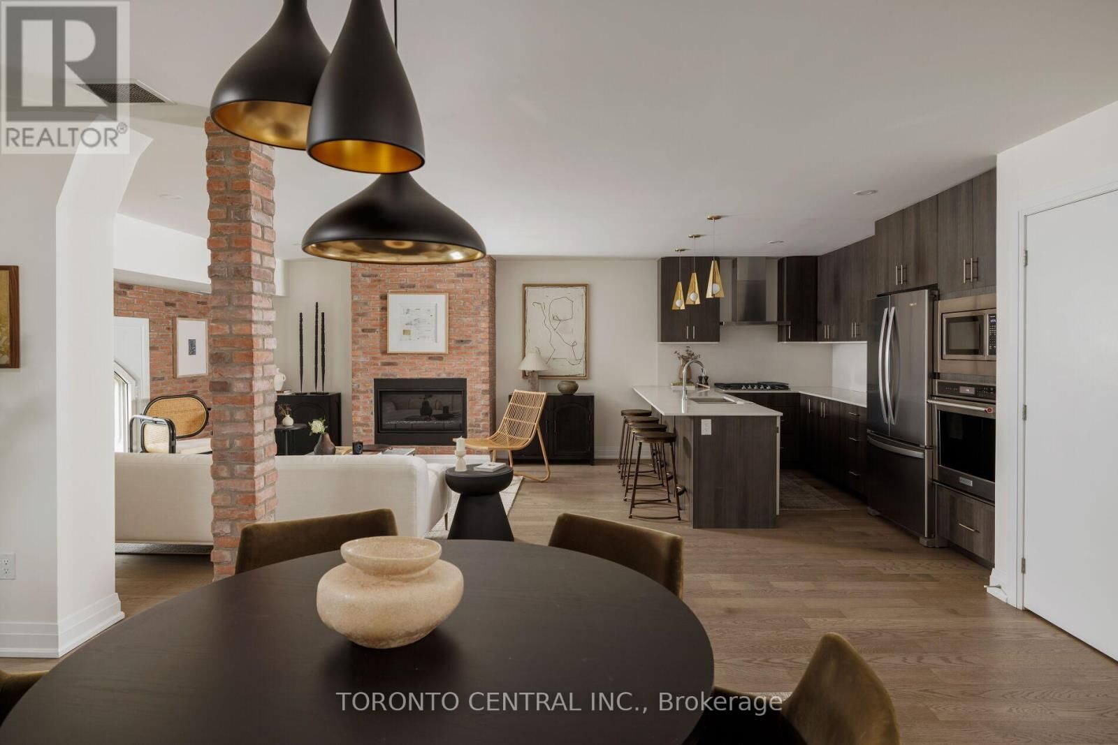 Property Photo:  175 Jones Avenue 2  ON M4M 3A2 