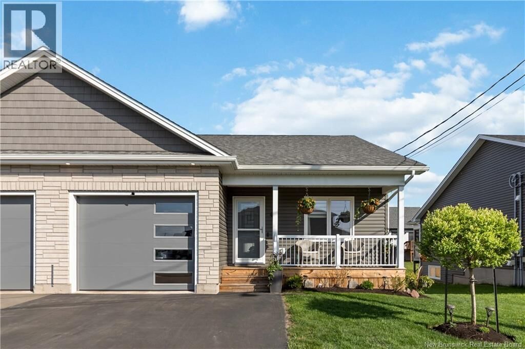 Property Photo:  43 Satleville Crescent  NB E1B 0W2 
