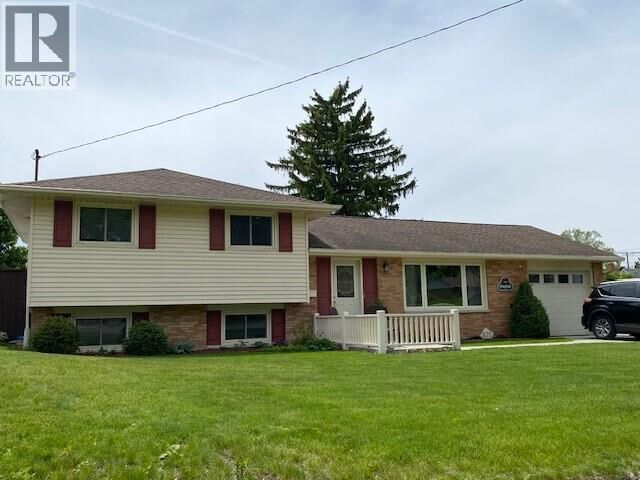 Property Photo: 875 Champlain Road ON N7V 2E9