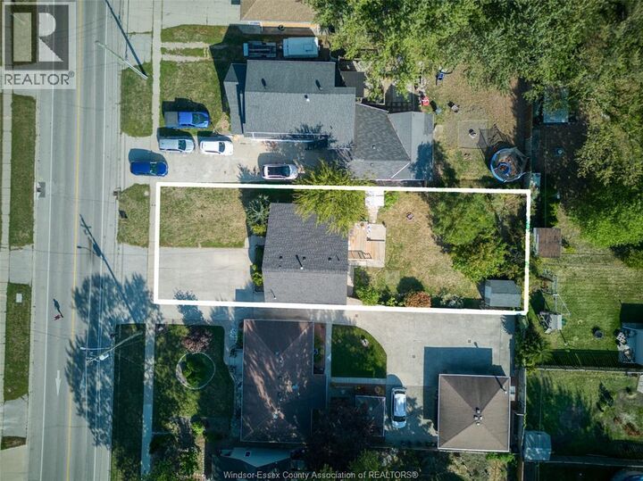 Property Photo:  426 Lesperance Road  ON N8N 1W4 