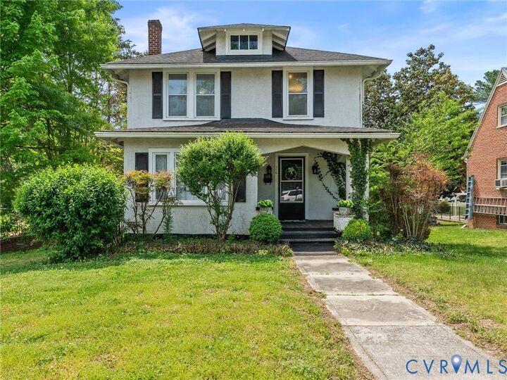 Property Photo: 110 Gatewood Avenue VA 23930