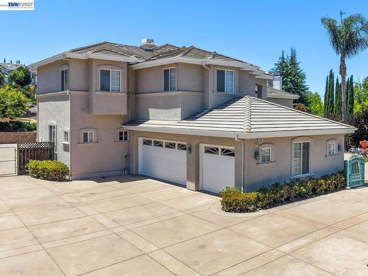 Property Photo: 925 Curtner Rd CA 94539