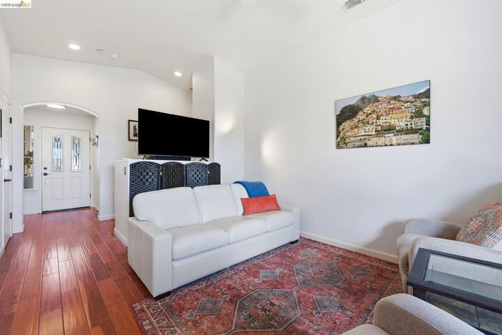 Property Photo:  1024 Diamante  CA 94571 