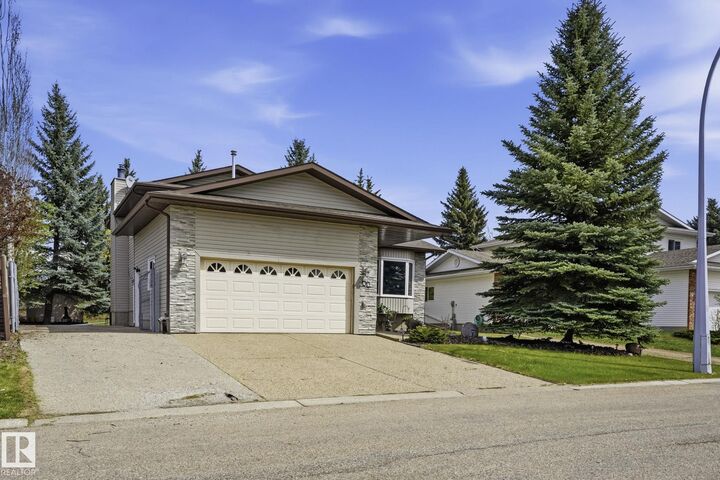 Property Photo: 44 Morel Drive AB T7X 5P9