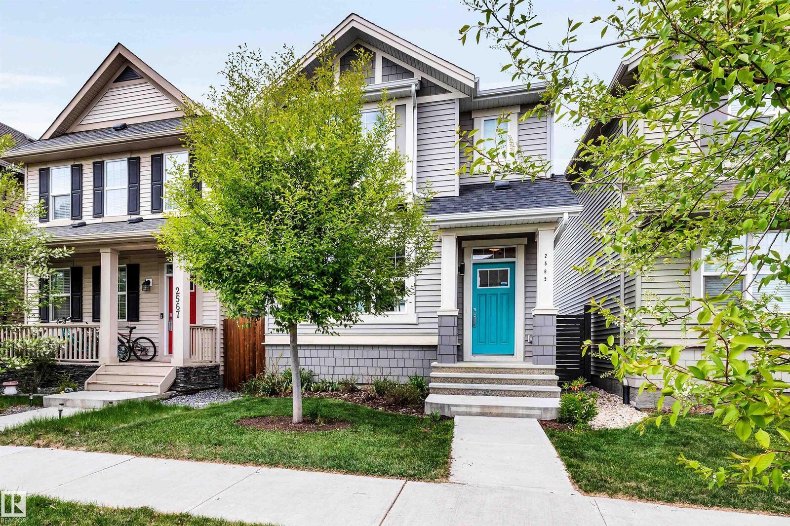 Property Photo: 2565 Coughlan Road SW AB T6W 2Z6
