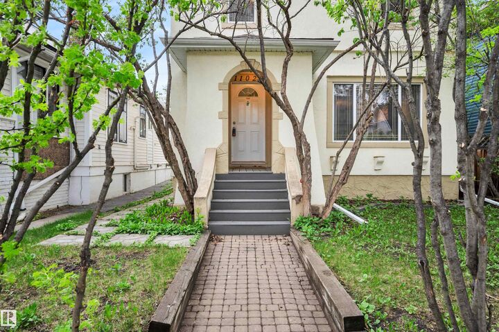 Property Photo:  11028 84 Avenue NW  AB T6G 0V7 