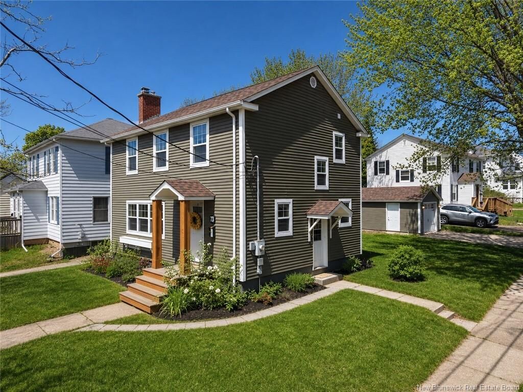 Property Photo:  73 Burlington Avenue  NB E1E 1Z4 