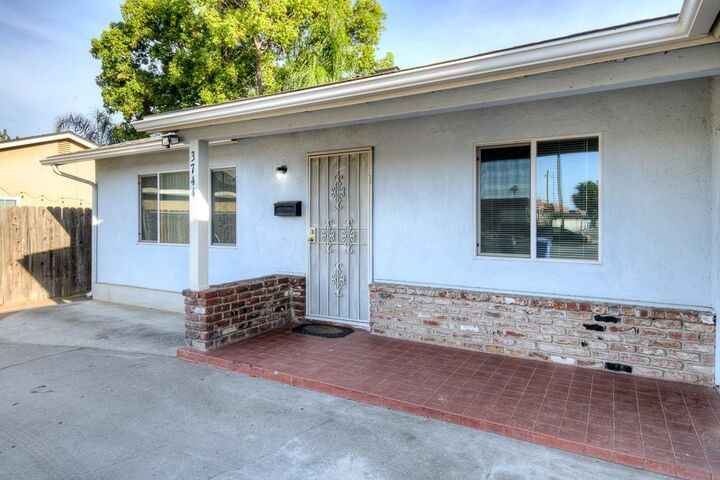 Property Photo:  3744 E Dakota Avenue  CA 93726 