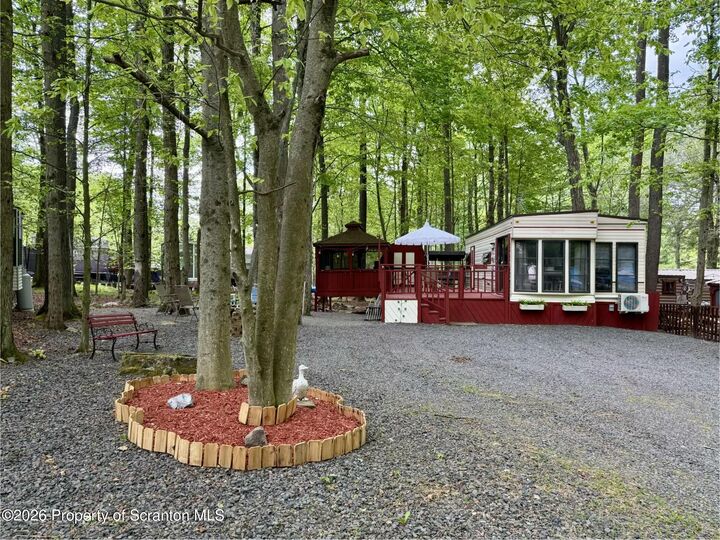 Property Photo:  867 Whitetail Way  PA 18424 