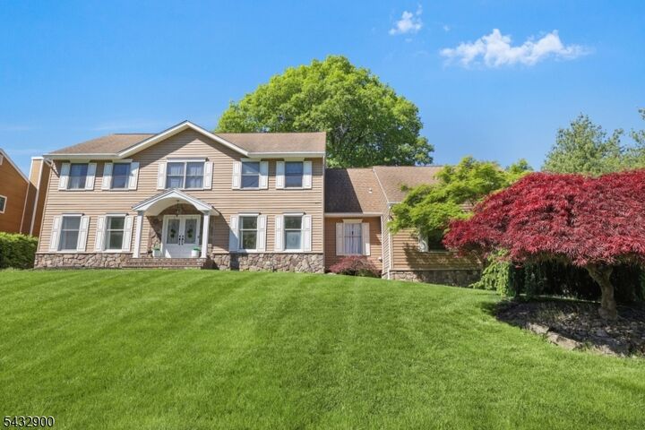 Property Photo:  6 Kristen Ct  NJ 07470 