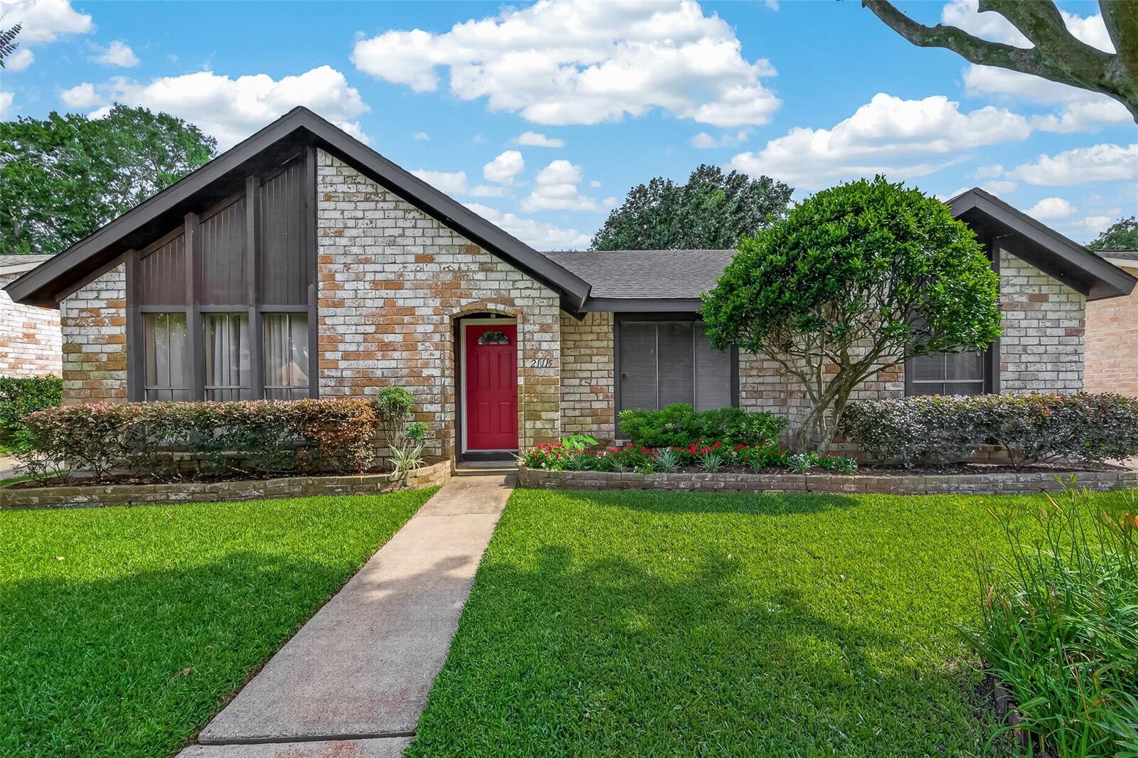 Property Photo:  21115 Park Bend Drive  TX 77450 