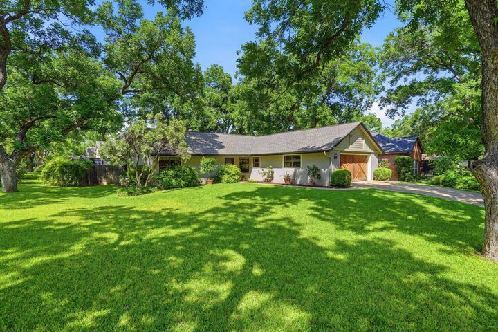 Property Photo:  352 San Saba  TX 78654 