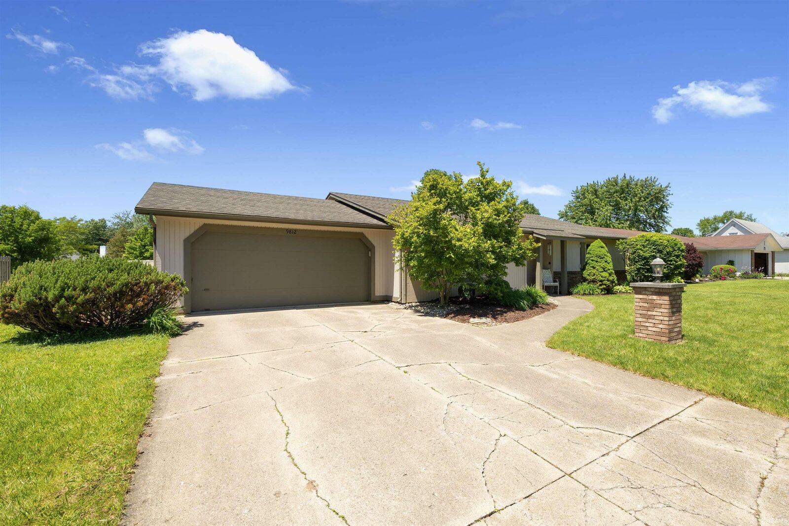 Property Photo:  9812 Silver Shore Court  IN 46804 