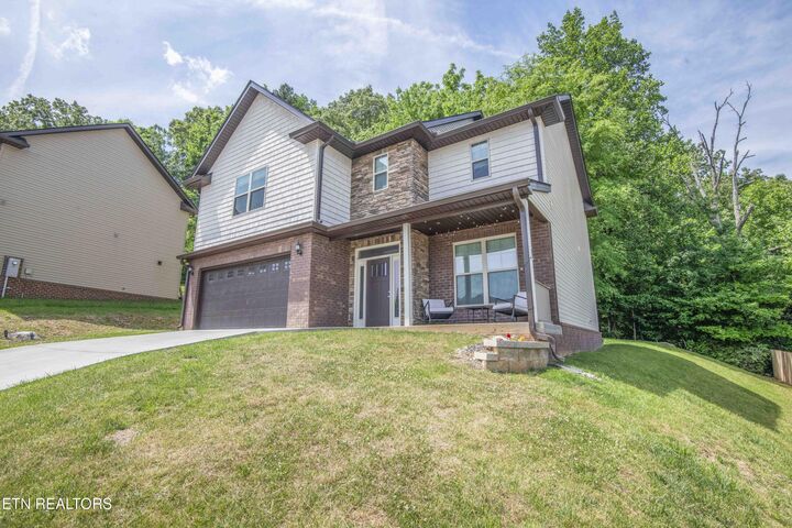Property Photo:  6227 Aldingham St  TN 37912 
