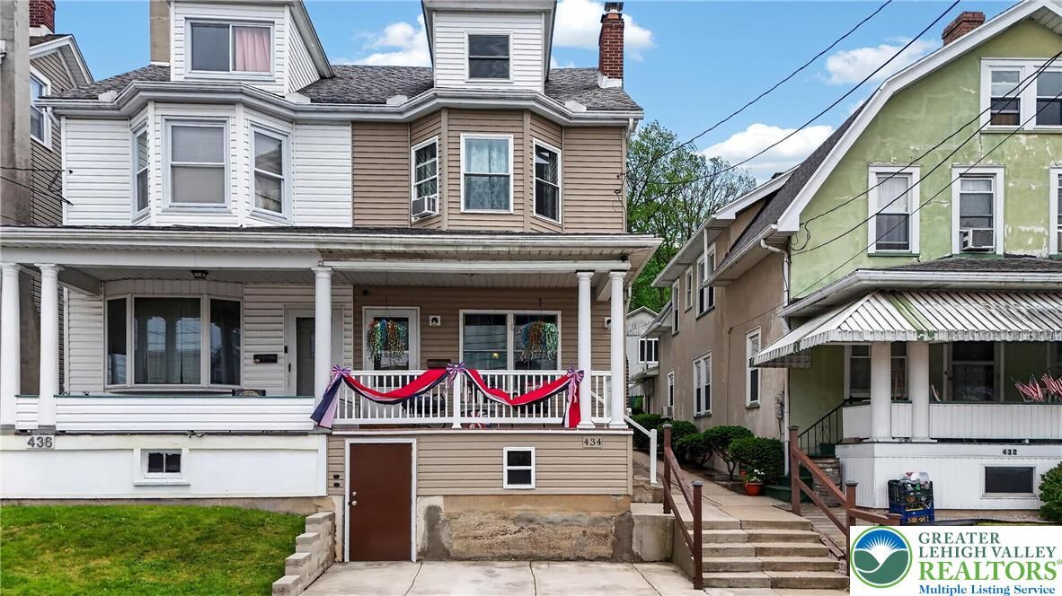 Property Photo:  434 Arlington Street  PA 18252 