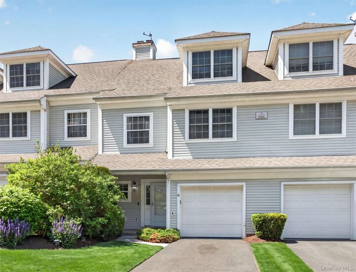 Property Photo:  71 Crystal Hill Drive  NY 10970 