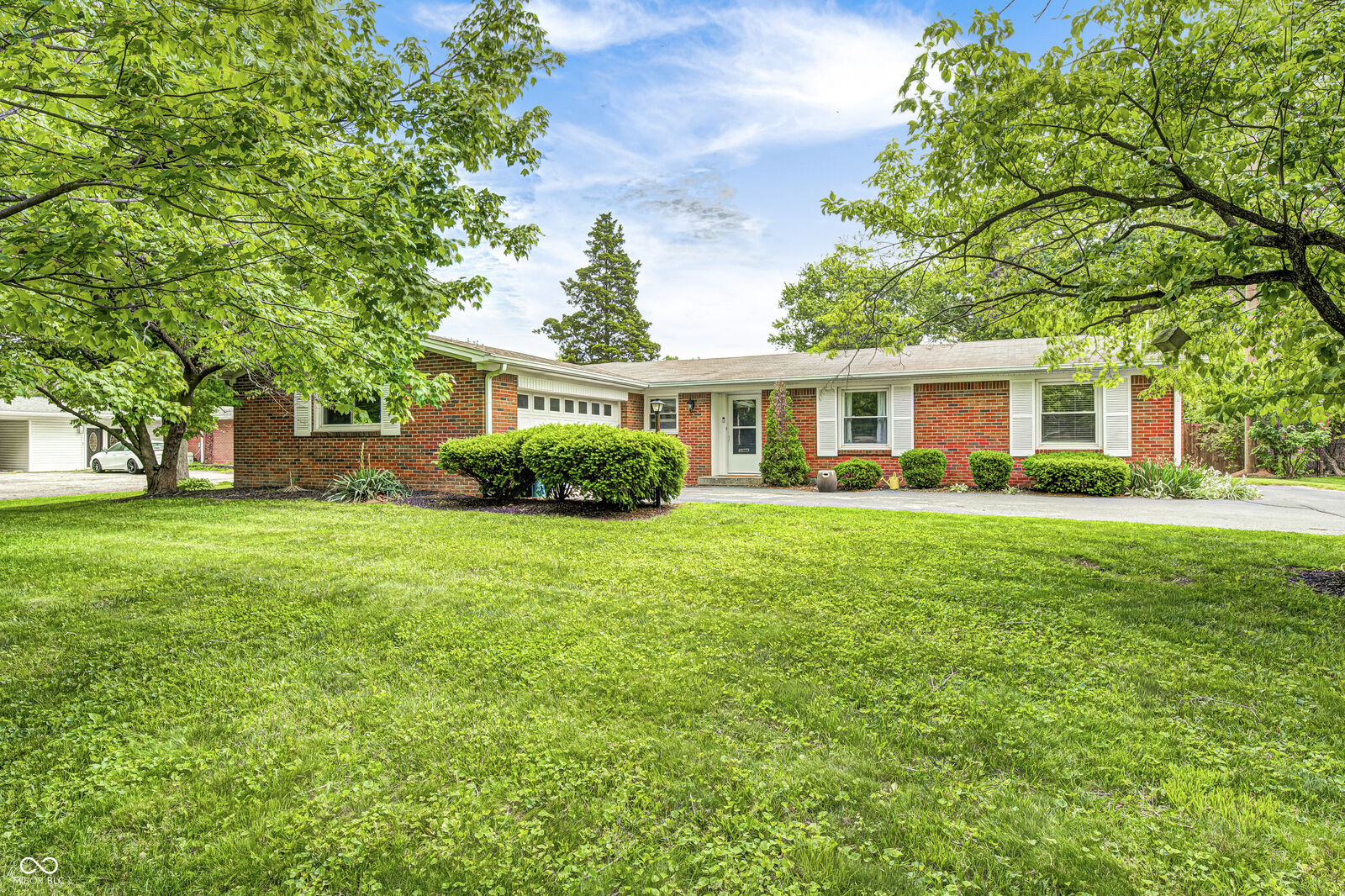 Property Photo:  13263 Chevy Chase Drive  IN 46038 