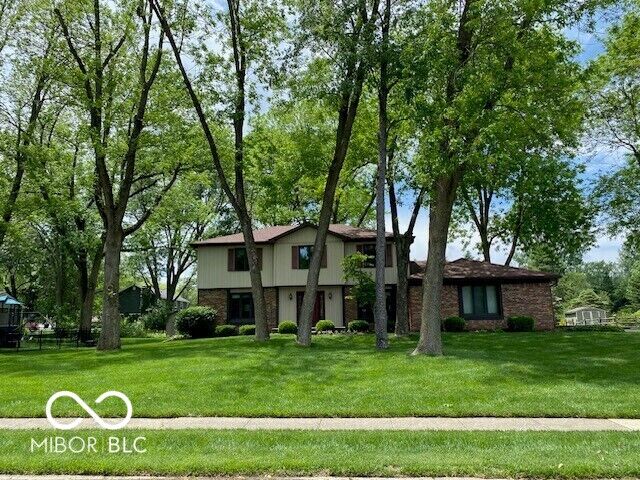 Property Photo:  439 Dream Court  IN 46032 