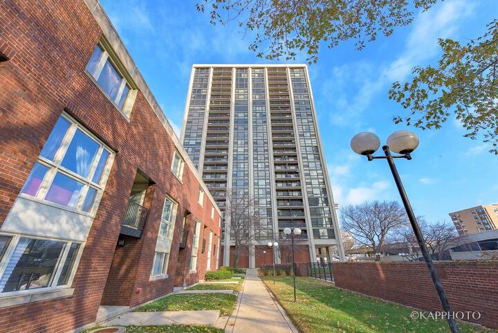 Property Photo:  2605 S Indiana Avenue 708  IL 60616 