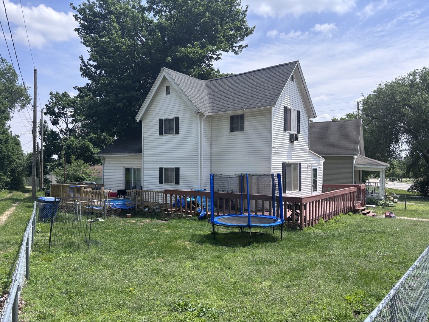 Property Photo: