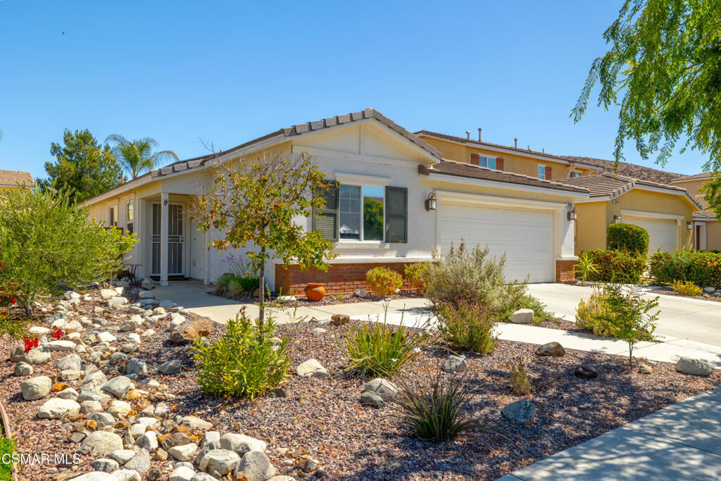 Property Photo: 34126 Dianthus Lane CA 92532